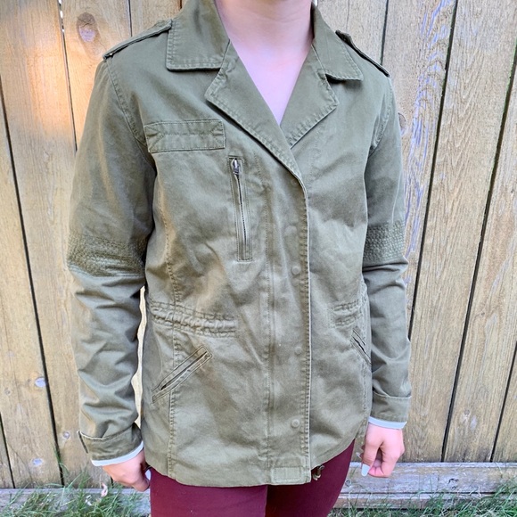 Harlowe & Graham Jackets & Blazers - Harlowe and Graham army green cargo jacket small